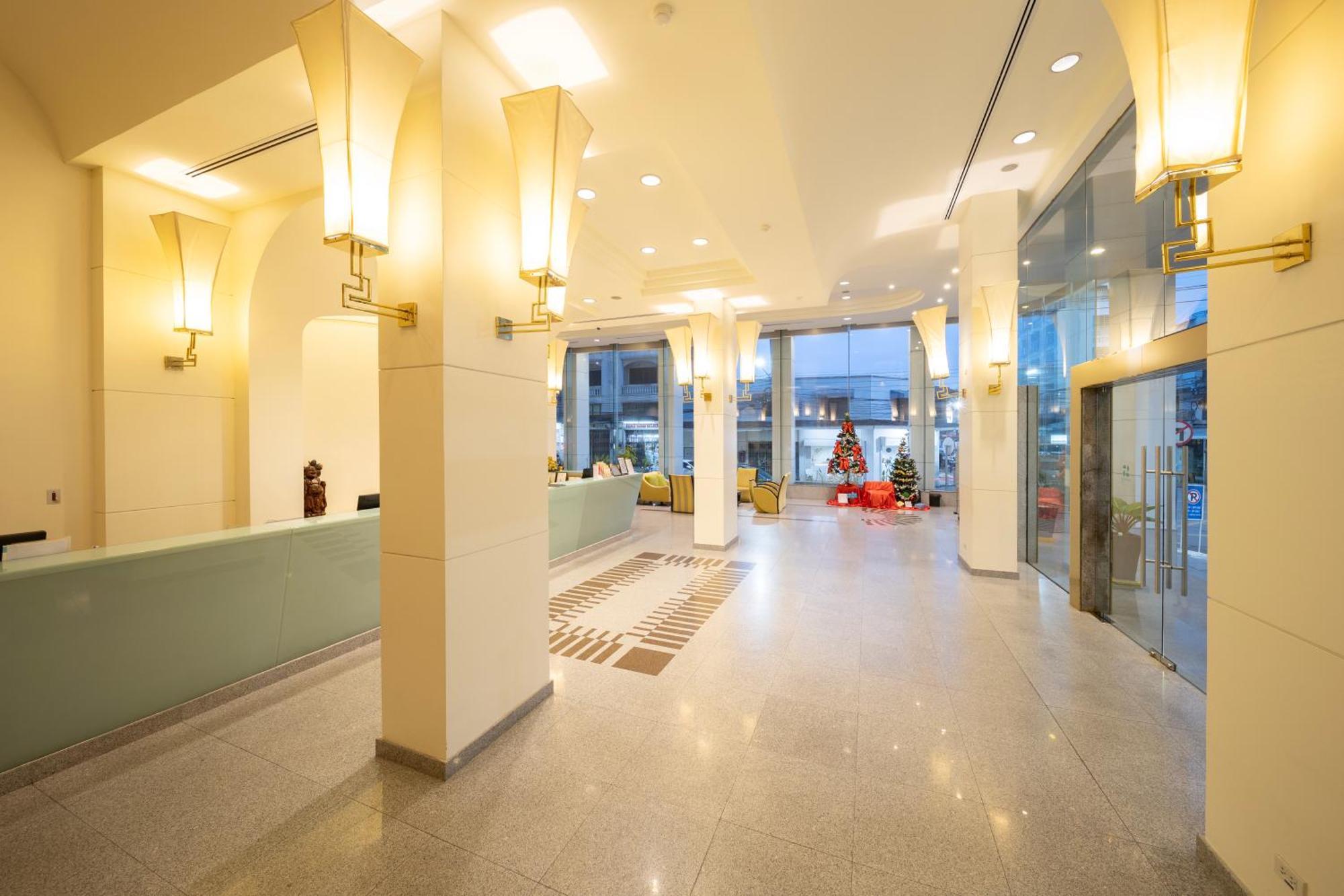 New Season Hotel Hat Yai Esterno foto