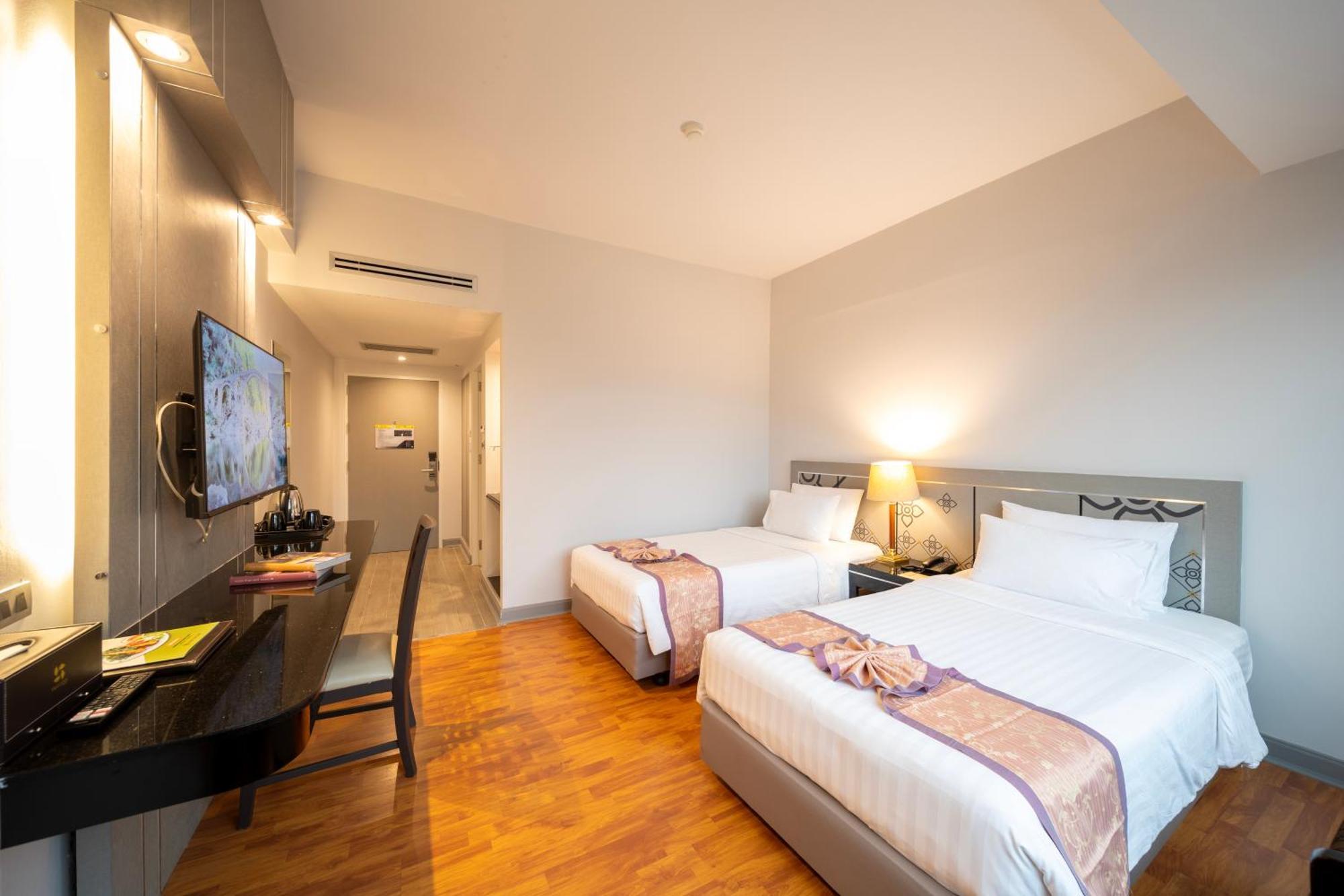 New Season Hotel Hat Yai Esterno foto