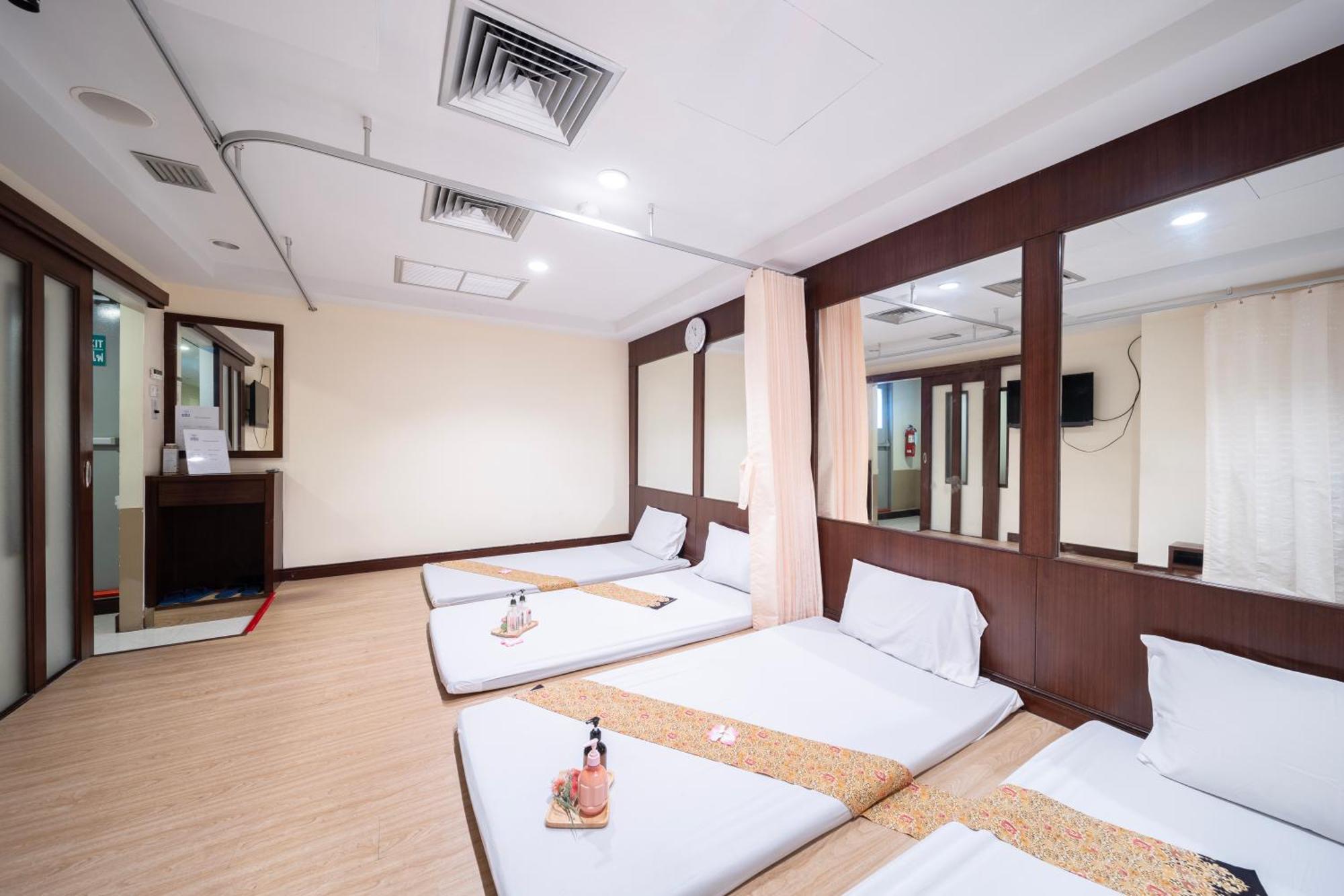 New Season Hotel Hat Yai Esterno foto
